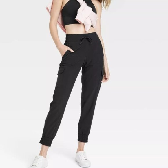 Active Light Mid-Rise Cargo Jogger Pants - All In Motion - size XS - Picture 11 of 11